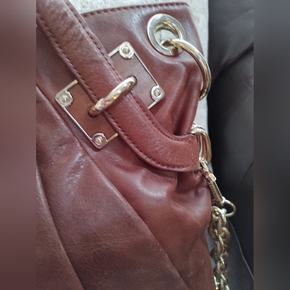 ✨Elliott Lucca Chestnut Genuine Leather Large Shoulder Bag✨ - Picture 4 of 16
